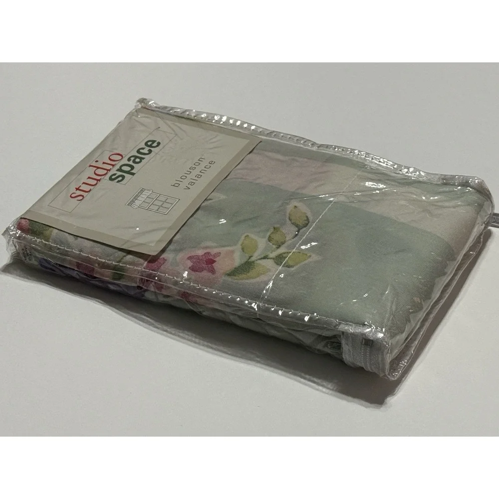 Studio Space Blouson Valance 84×15